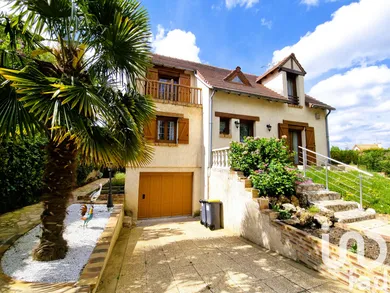 Maison à Saint-Cyr-l'École (78210)