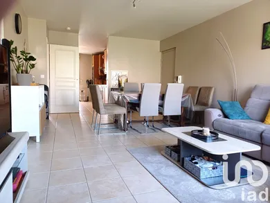 Apartment at Cergy (95000)
