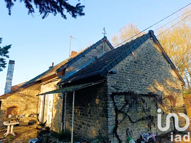 Longere in Alluy (58110)