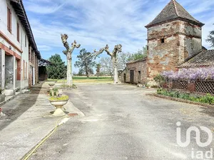 Domaine à Castelsarrasin (82100)
