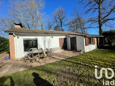 House at Savigny-sur-Clairis (89150)