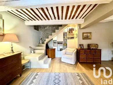Maison à Villeneuve-lès-Avignon (30400)