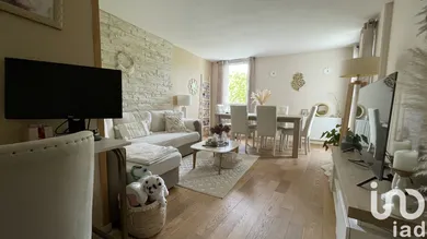 Apartment at Champs-sur-Marne (77420)