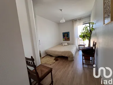 Apartment at Troyes (10000) — 11/14