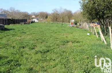 Building plot at Apremont (85220)