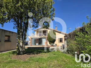 House at Cépet (31620)