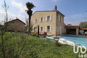 Mansion in Lormont (33310)
