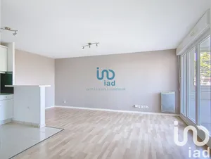 Apartment at Combs-la-Ville (77380)