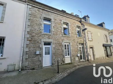 Immeuble à Rosporden (29140)