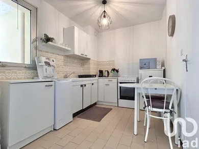 Appartement à Amélie-les-Bains-Palalda (66110) — 3/9