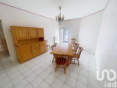 Apartment in Brie-Comte-Robert (77170)