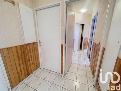 Apartment in Brie-Comte-Robert (77170)