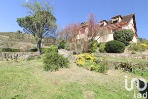 Maison à Saint-Affrique (12400)