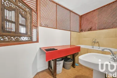 Immeuble à Paris (75020) — 24/28