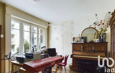 Immeuble à Paris (75020) — 18/28