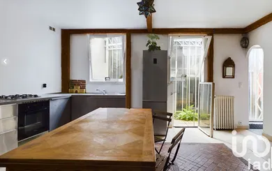 Immeuble à Paris (75020) — 27/28