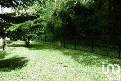 Land in Saint-Fargeau-Ponthierry (77310)