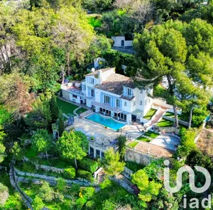 Maison d'architecte à Mougins (06250)