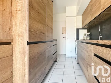 Apartment at Évry (91000) — 12/30