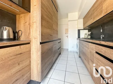 Apartment at Évry (91000) — 10/30