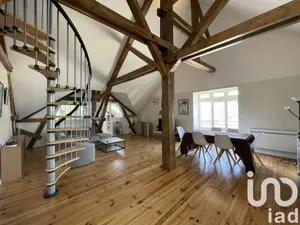 Apartment at Troyes (10000)