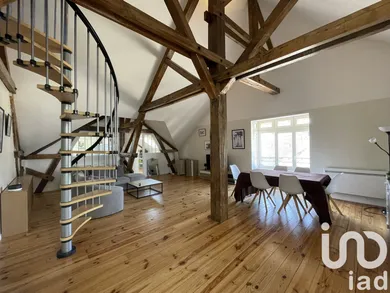 Apartment at Troyes (10000)