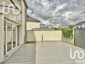 Townhouse at Chevry-Cossigny (77173)