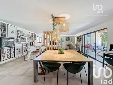 Maison à Saint-Mitre-les-Remparts (13920)