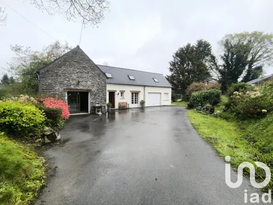 Maison de campagne à Loqueffret (29530)