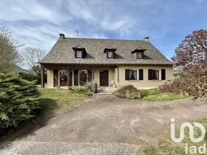 House at Naucelle (12800)