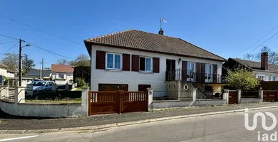 Detached house at Parigné-l'Évêque (72250)