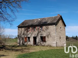 House at Flayat (23260)
