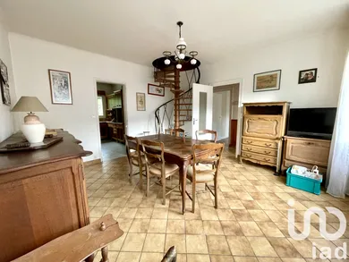 Maison traditionnelle à Saint-Marc sur Mer (44600) — 3/21