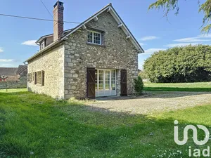 House at Hécourt (27120)