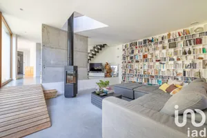 Maison d'architecte à Verrières-le-Buisson (91370)