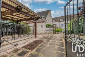 Apartment at Dammartin-en-Goële (77230)