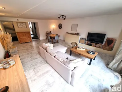 Maison de ville à Parthenay (79200)