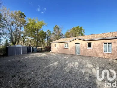 House at Hourtin (33990)