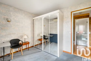 Architectural house at Noisy-le-Sec (93130) — 12/29