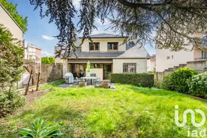 House at Noisy-le-Sec (93130)