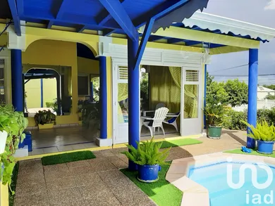 House at Baie-Mahault (97122)