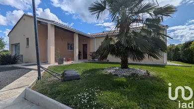 House at Montendre (17130)