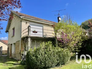 Apartment at Cénac-et-Saint-Julien (24250)