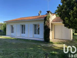 Townhouse at Saint-Seurin-sur-l'Isle (33660)