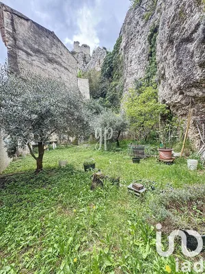 House at Orgon (13660)