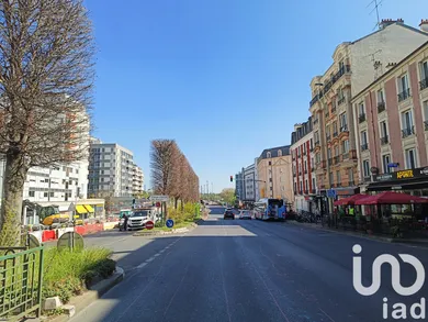 Parking at Suresnes (92150)
