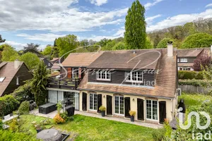 House at Orgeval (78630)