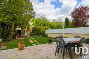 House at Nézel (78410)
