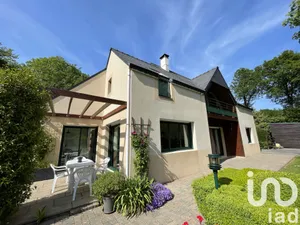 Maison d'architecte à Plélauff (22570)