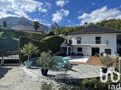 House at Mercury (73200)